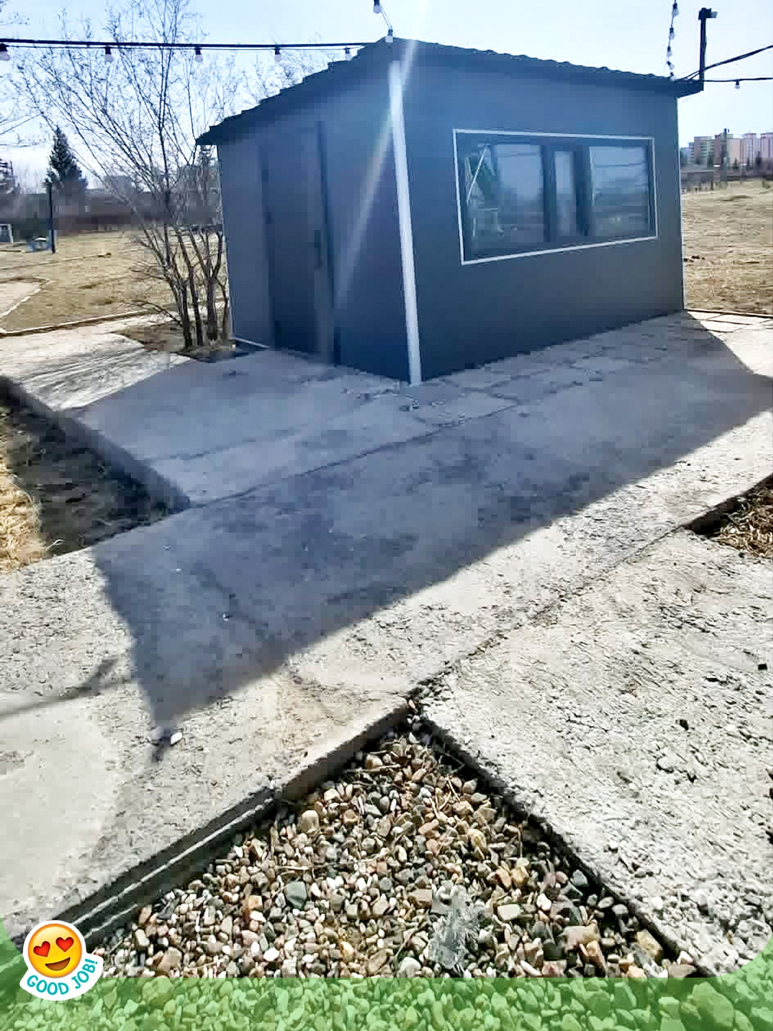 Бид ойролцоогоор 1000 м² талбайд буюу том, жижиг нийлээд 26 ширхэг ЗАМЫГ тавив
