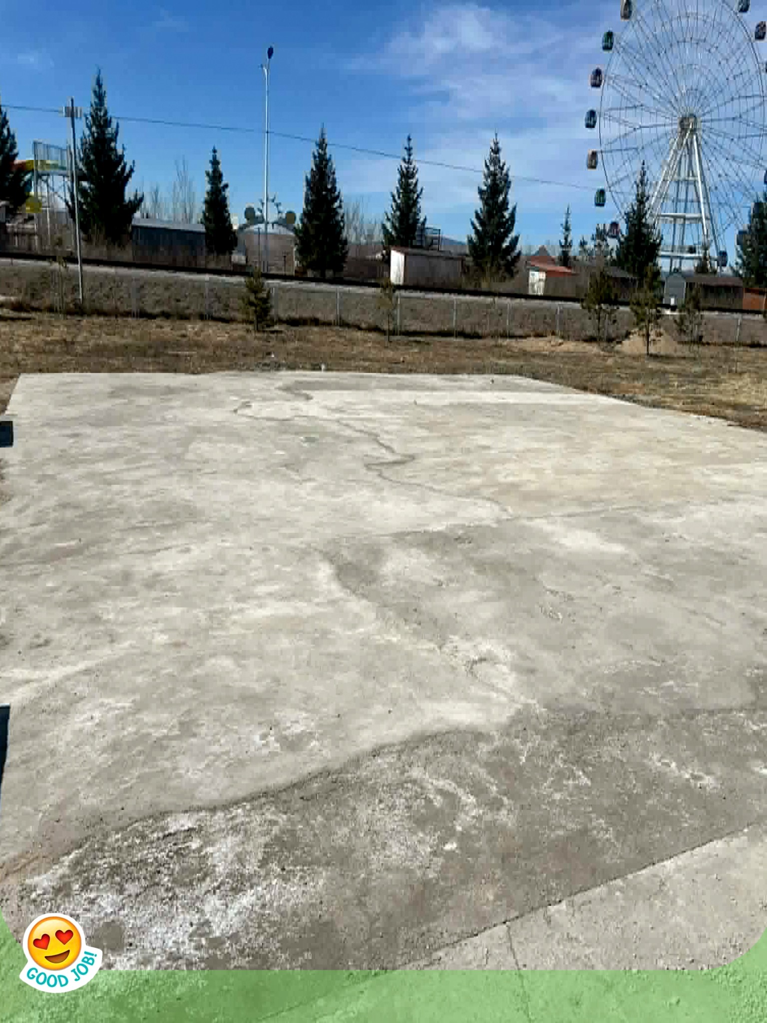 Бид ойролцоогоор 1000 м² талбайд буюу том, жижиг нийлээд 26 ширхэг ЗАМЫГ тавив