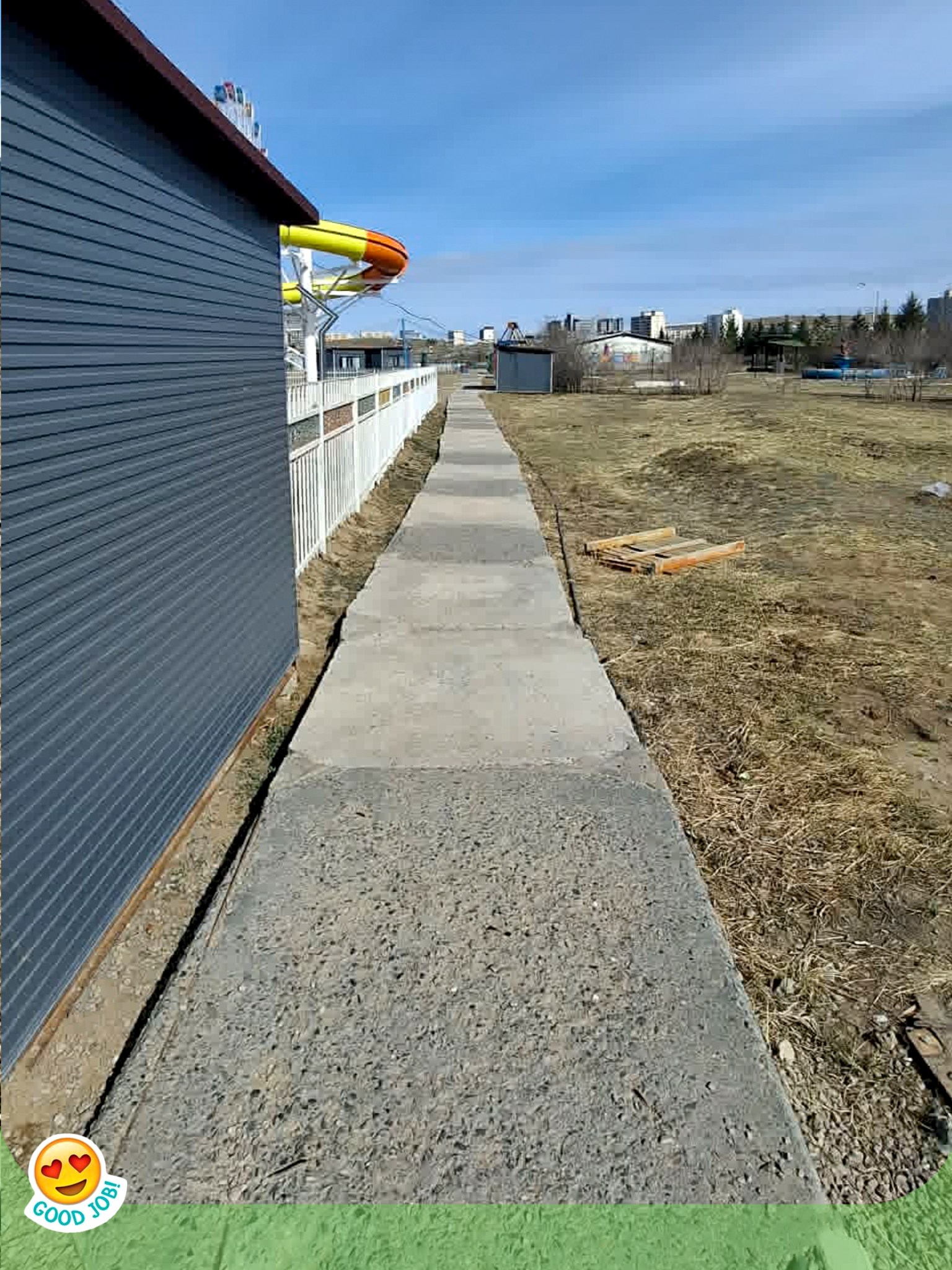 Бид ойролцоогоор 1000 м² талбайд буюу том, жижиг нийлээд 26 ширхэг ЗАМЫГ тавив