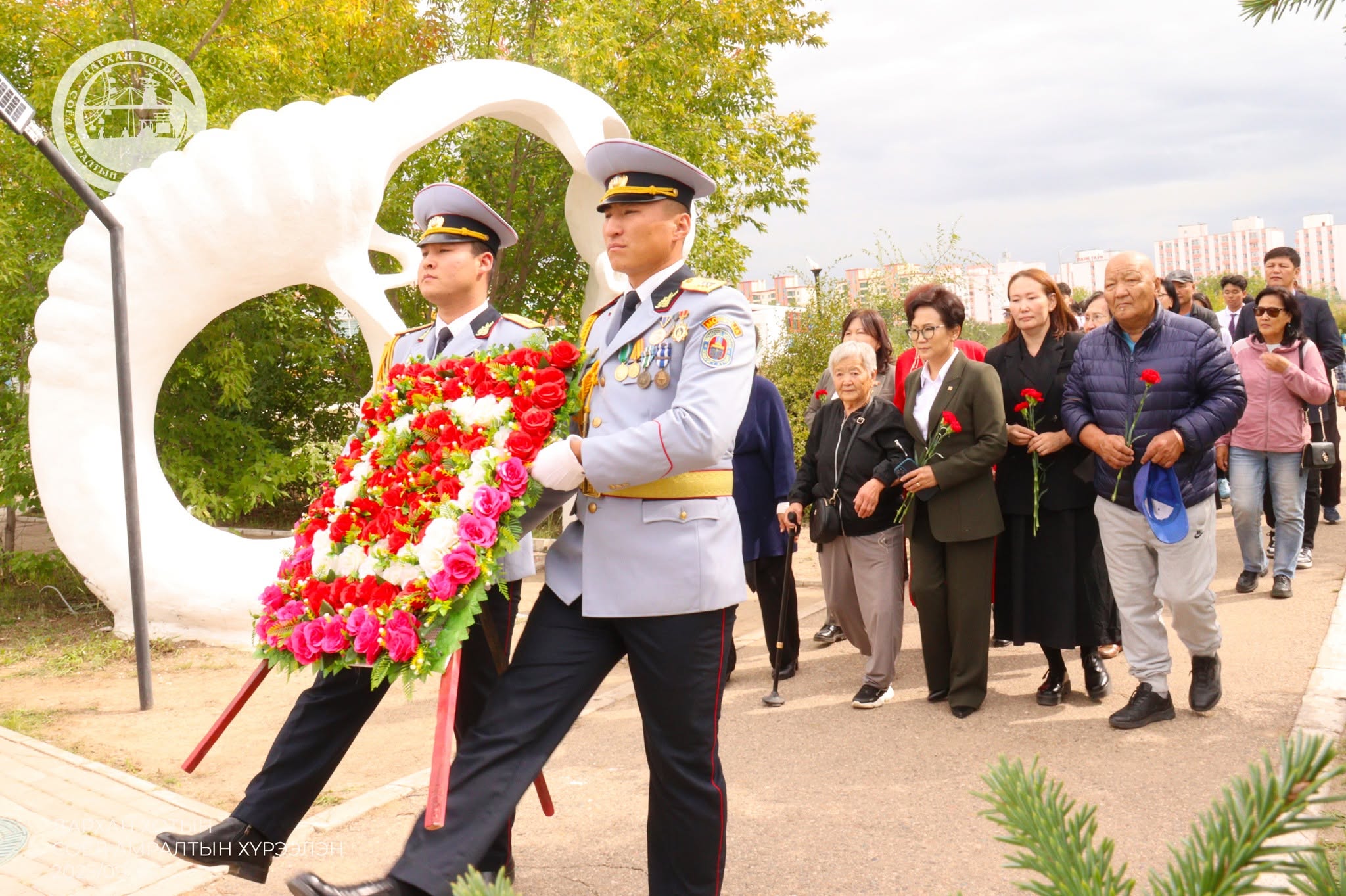 ХЭЛМЭГДЭГСДИЙН ДУРСГАЛЫГ ХҮНДЭТГЭН ЦЭЦЭГ ӨРГӨЛӨӨ